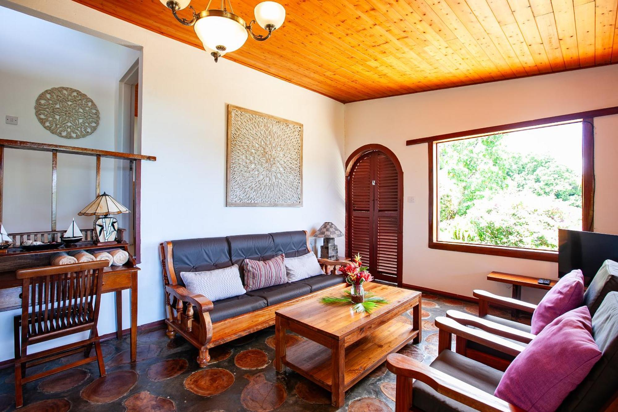 Chalets Cote Mer Baie Sainte Anne Εξωτερικό φωτογραφία